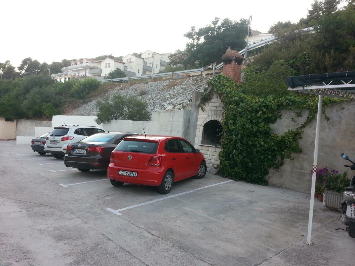 Accommodation Mamut Trogir Buitenkant foto