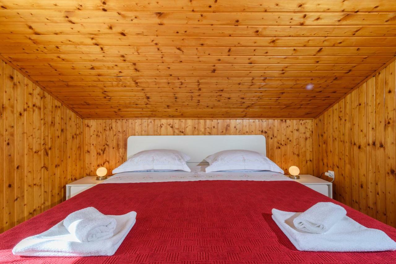 Accommodation Mamut Trogir Buitenkant foto