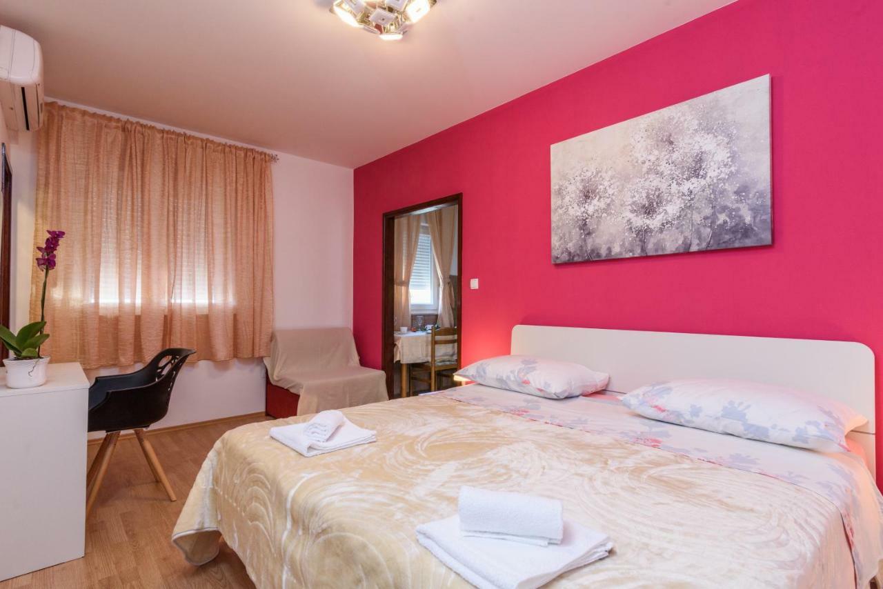 Accommodation Mamut Trogir Buitenkant foto
