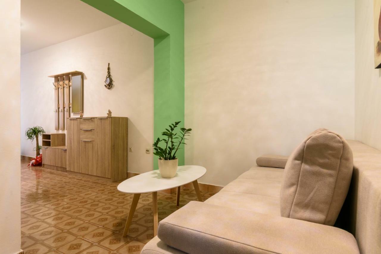 Accommodation Mamut Trogir Buitenkant foto